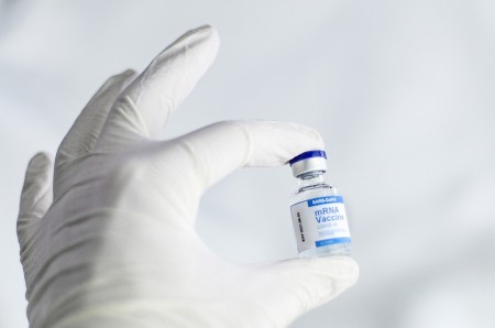 ADESIONE  ALLA  CAMPAGNA  DI  VACCINAZIONE  ANTI-COVID-19  TRAMITE  IL  PORTALE  DELLA  REGIONE SARDEGNA